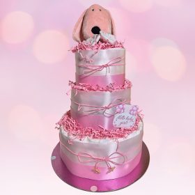   Rózsaszín háromszintes pelenkatorta aranyos plüss kutyussal kislányoknak 