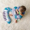 Infantino Grow-With-Me 3 az 1-ben pocakpárna zongorával